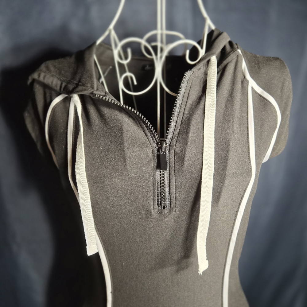 Derek Heart Black Midi Dress with White Accents - Picture 3 of 4